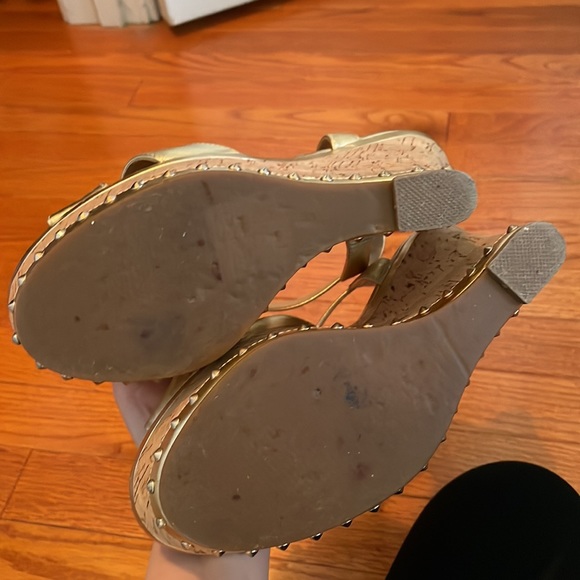 Bebe Heels - Picture 7 of 7